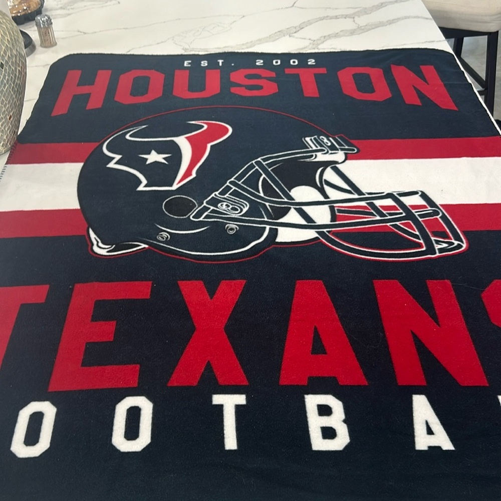 Northwest Make It Official Houston‎ Texas Throw.